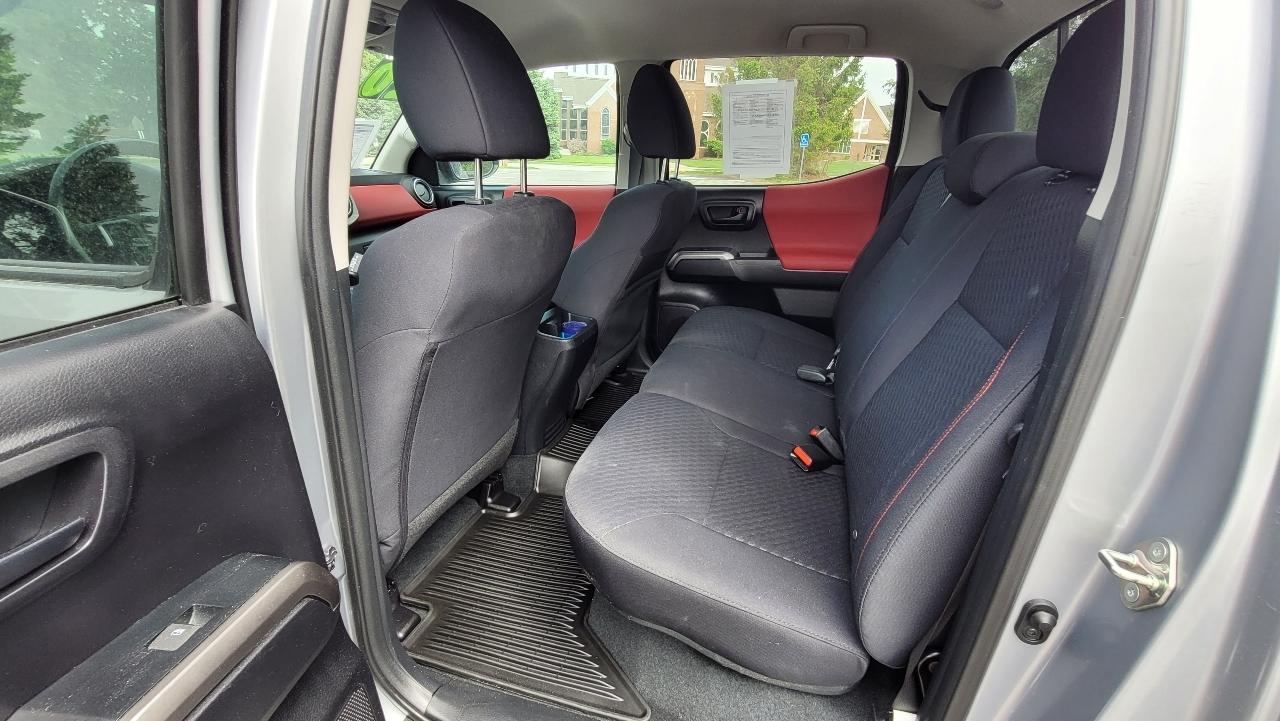 Toyota Tacoma 4WD SR5 Double Cab 5' Bed V6 AT (Natl) 2020