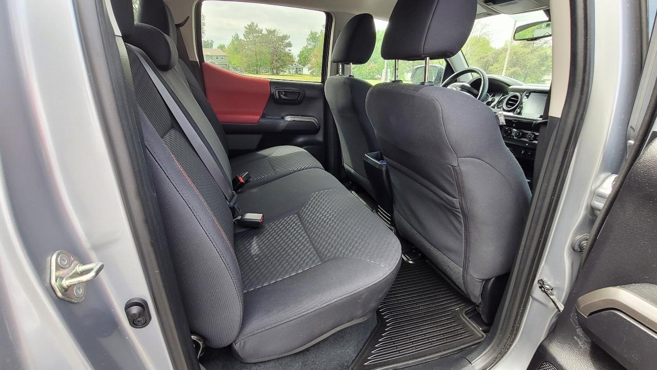 Toyota Tacoma 4WD SR5 Double Cab 5' Bed V6 AT (Natl) 2020