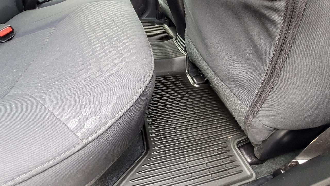 Toyota Tacoma 4WD SR5 Double Cab 5' Bed V6 AT (Natl) 2020