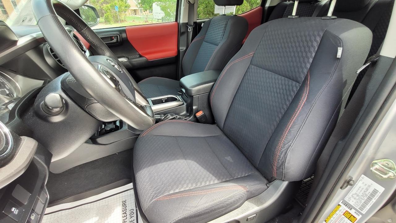 Toyota Tacoma 4WD SR5 Double Cab 5' Bed V6 AT (Natl) 2020