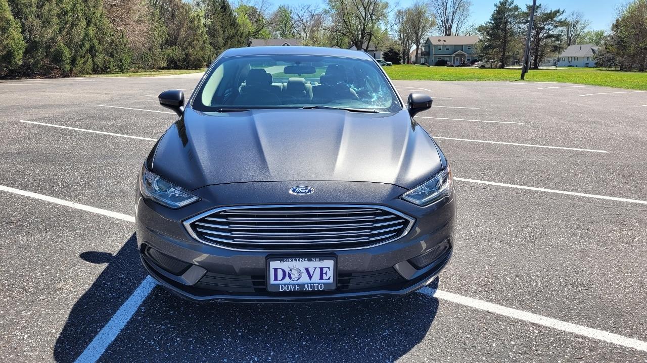 Ford Fusion Hybrid S FWD 2018