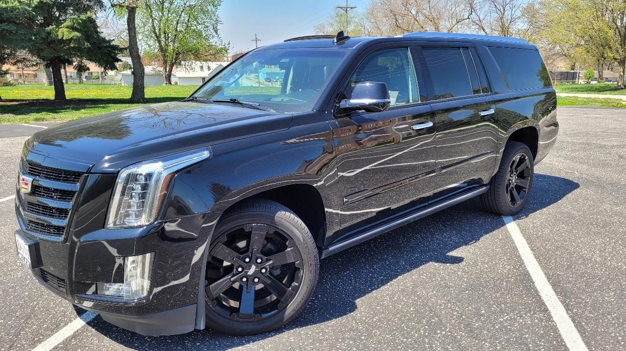Cadillac Escalade ESV 4WD 4dr Premium Luxury 2019