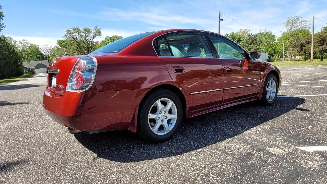 Nissan Altima 4dr Sdn V6 Auto 3.5 SL 2005