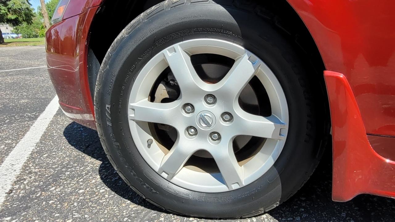 Nissan Altima 4dr Sdn V6 Auto 3.5 SL 2005