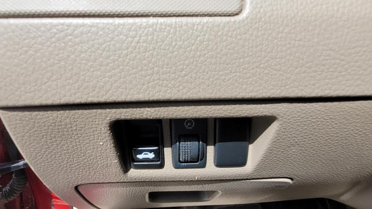 Nissan Altima 4dr Sdn V6 Auto 3.5 SL 2005