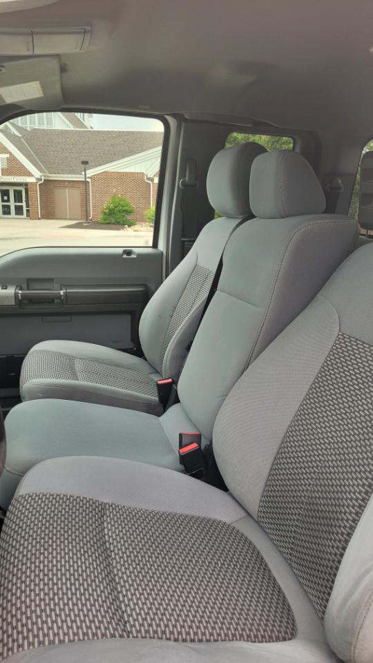 Ford Super Duty F-250 SRW 4WD SuperCab 142" XL 2013