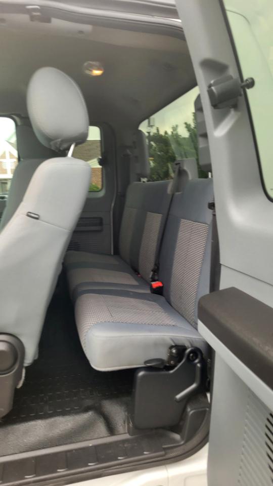 Ford Super Duty F-250 SRW 4WD SuperCab 142" XL 2013