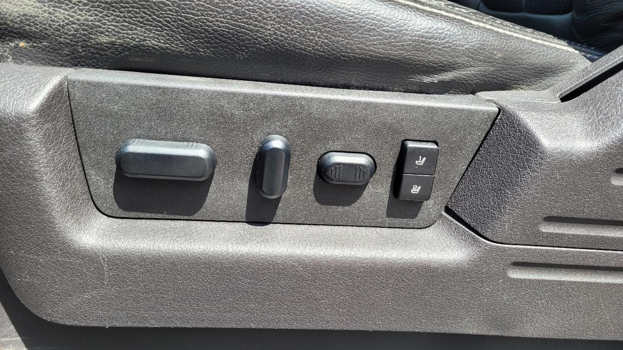 Ford F-150 4WD SuperCab 133" Lariat 2010