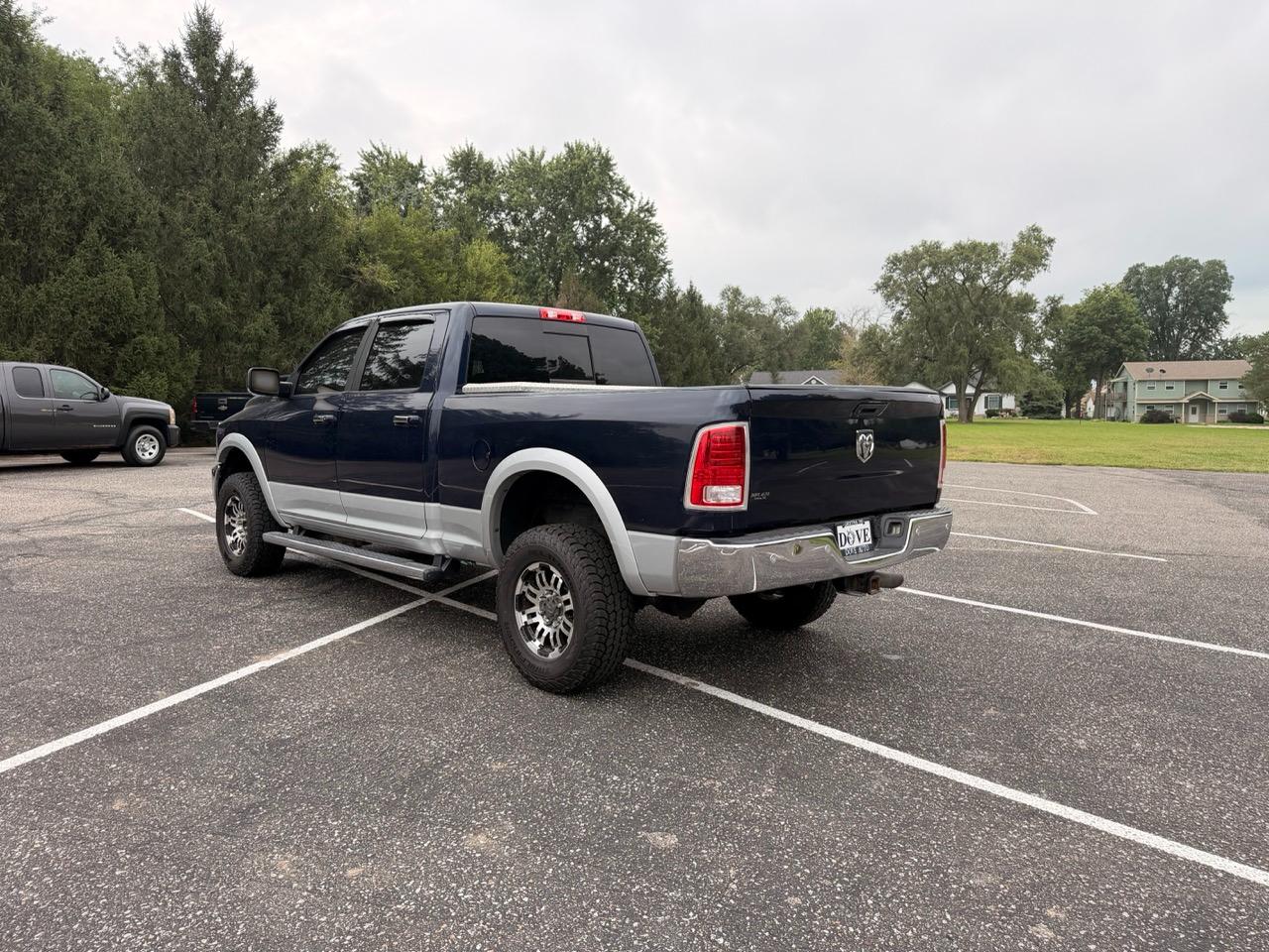 RAM 2500 Laramie 4x4 Crew Cab 6'4" Box 2017