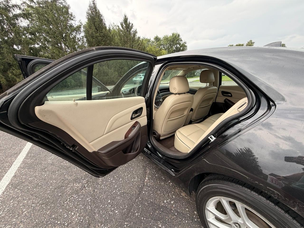 Chevrolet Malibu  2013