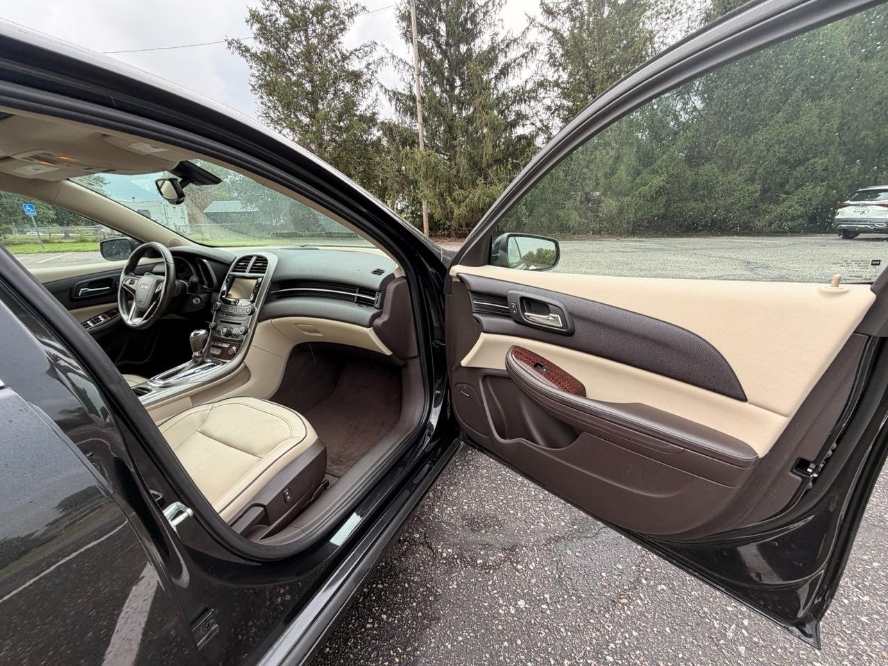 Chevrolet Malibu  2013