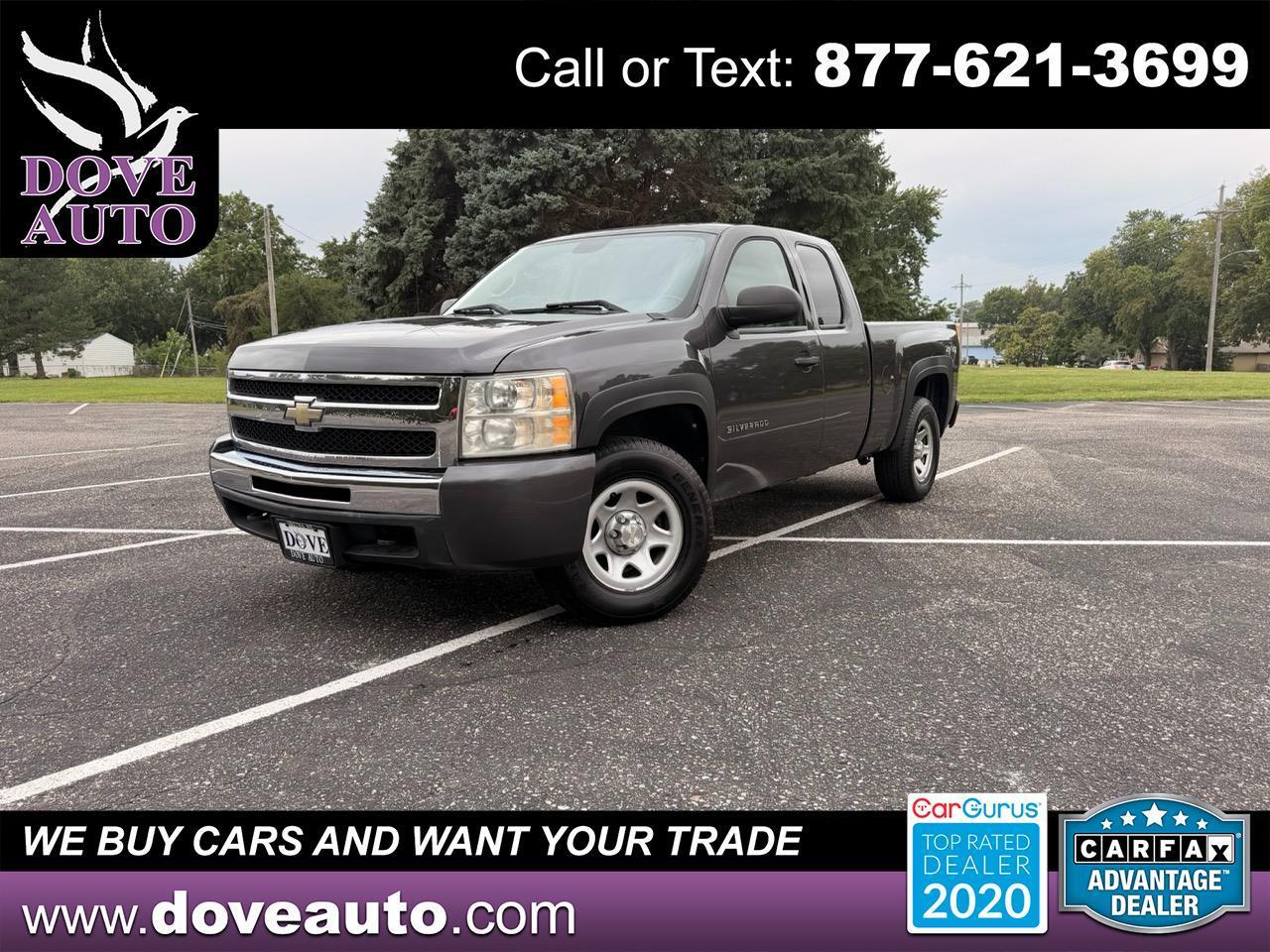 Chevrolet Silverado 1500 4WD Ext Cab 143.5" LT 2010