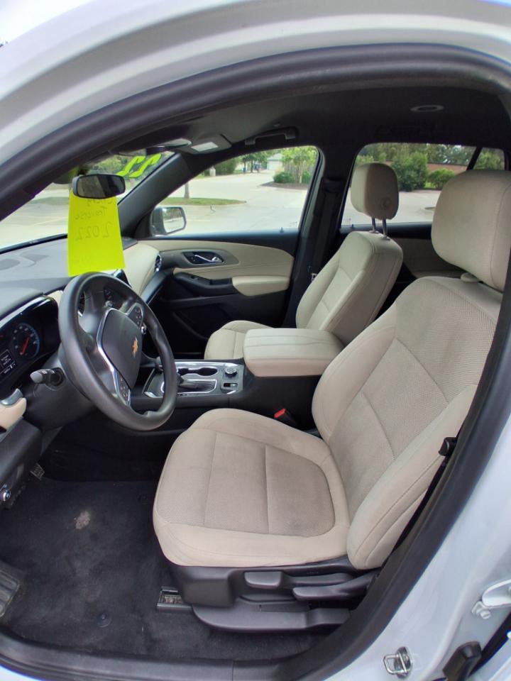 Chevrolet Traverse AWD 4dr LS 2022