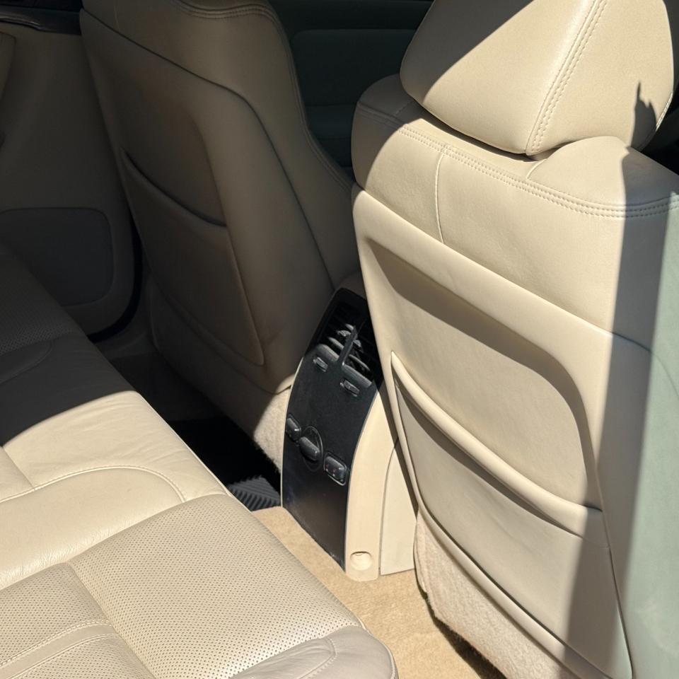 Lincoln MKS  2010