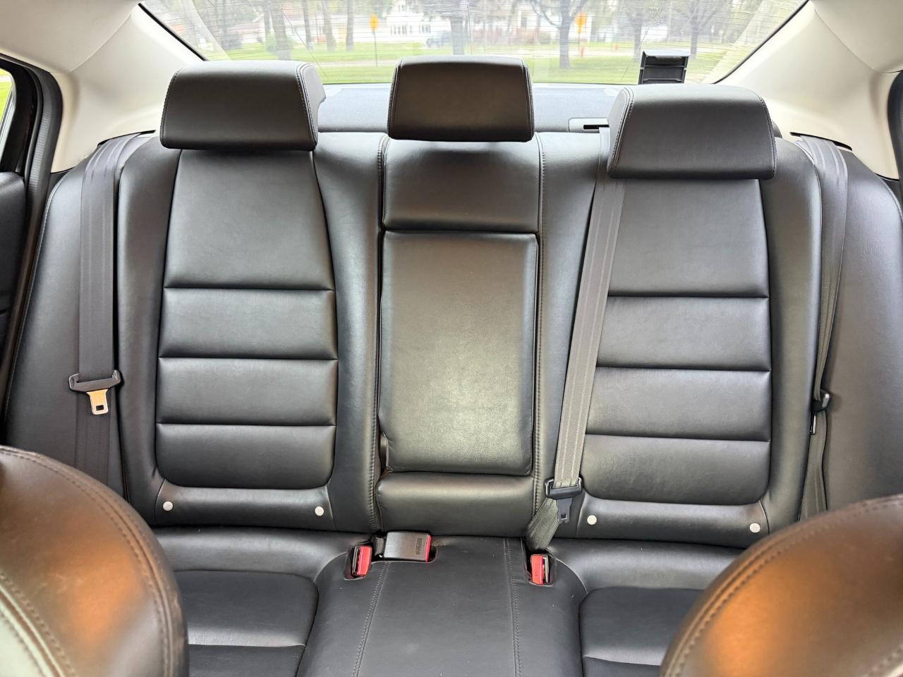 Mazda MAZDA6 4dr Sdn Auto i Touring 2014