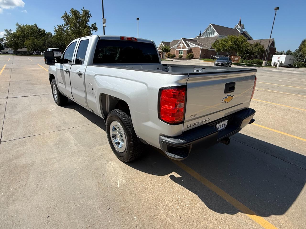 Chevrolet Silverado 1500 4WD Double Cab 143.5" Work Truck 2017