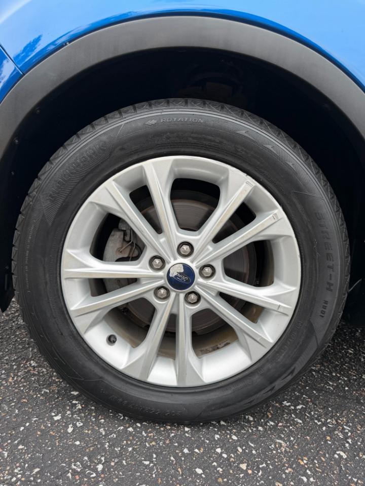 Ford Escape SE FWD 2017