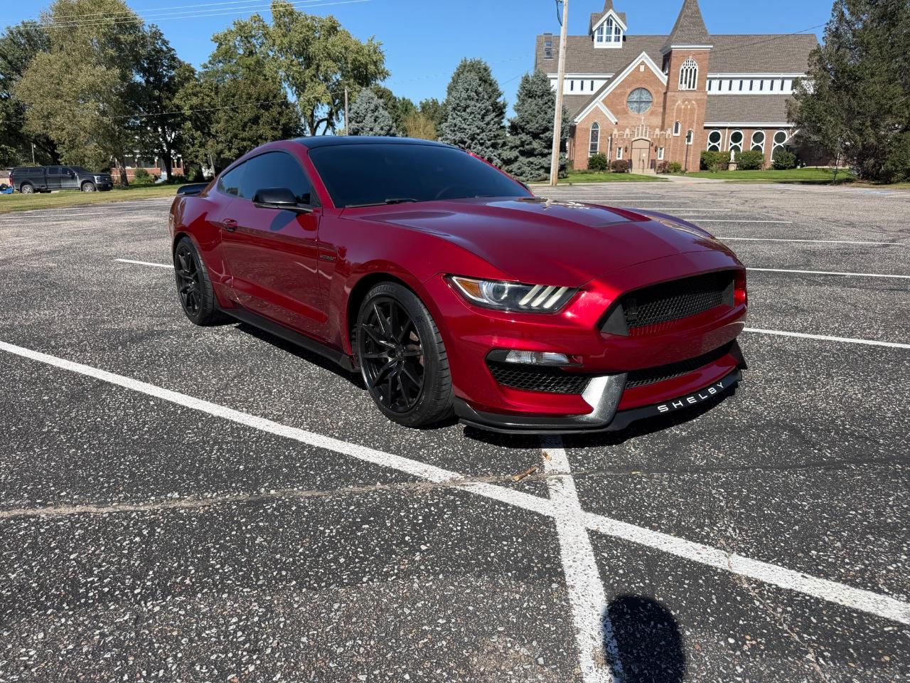 Ford Mustang photo 4