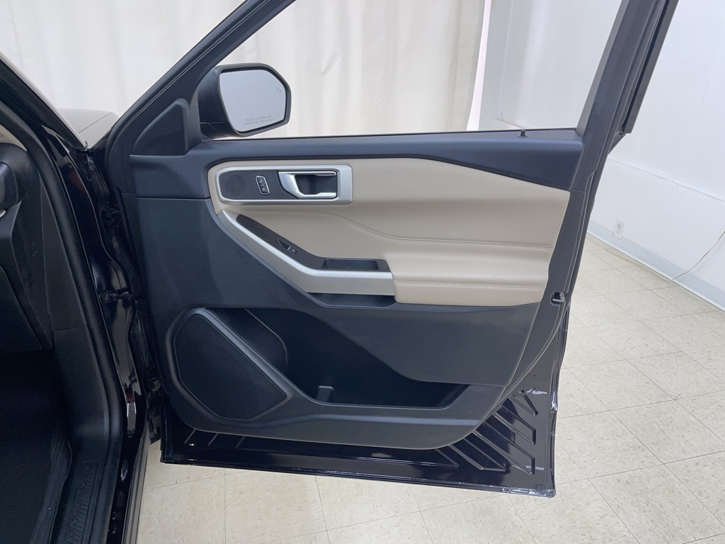 Ford Explorer  2023