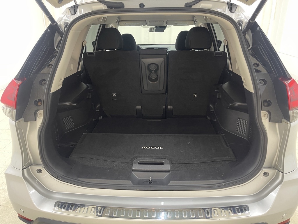 Nissan Rogue  2019