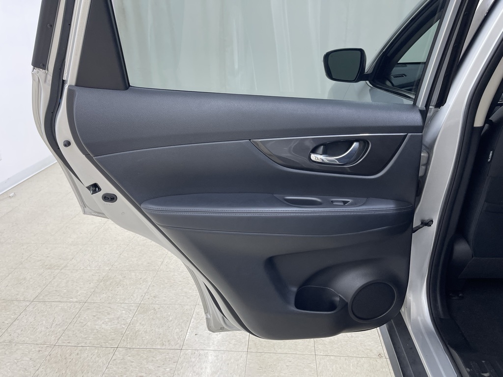 Nissan Rogue  2019
