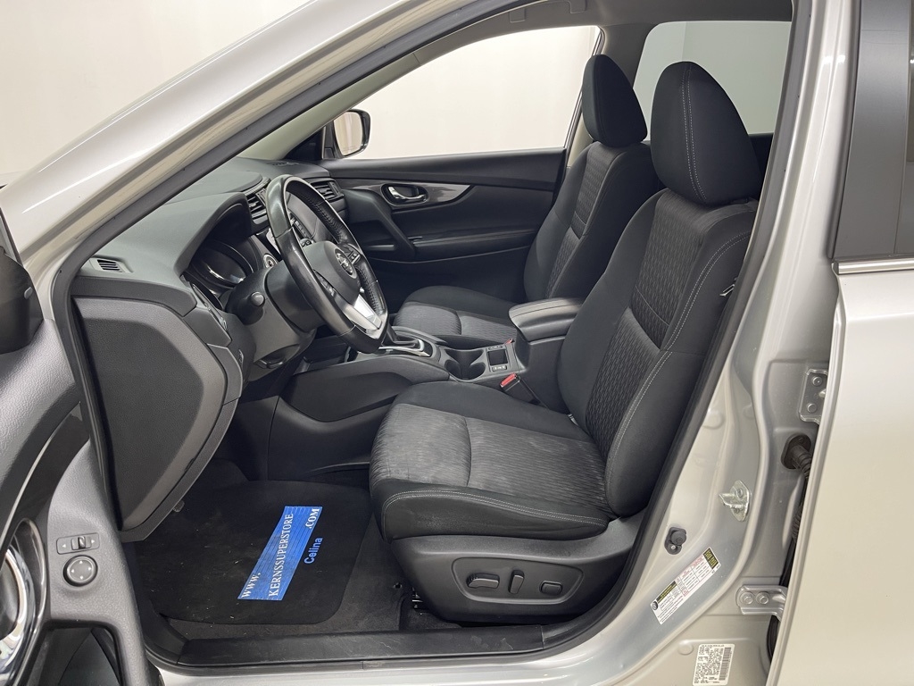 Nissan Rogue  2019