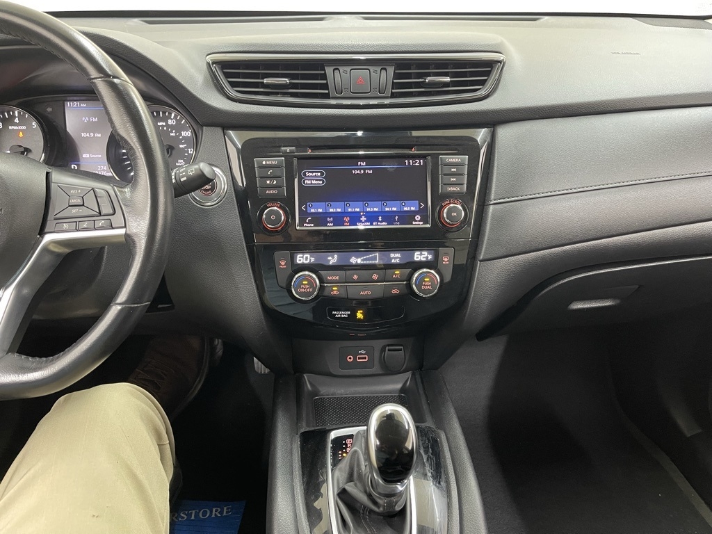 Nissan Rogue  2019