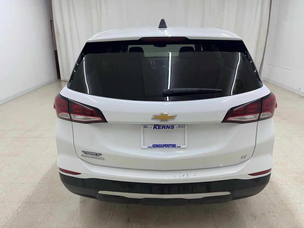 2022 Chevrolet Equinox LT photo 3