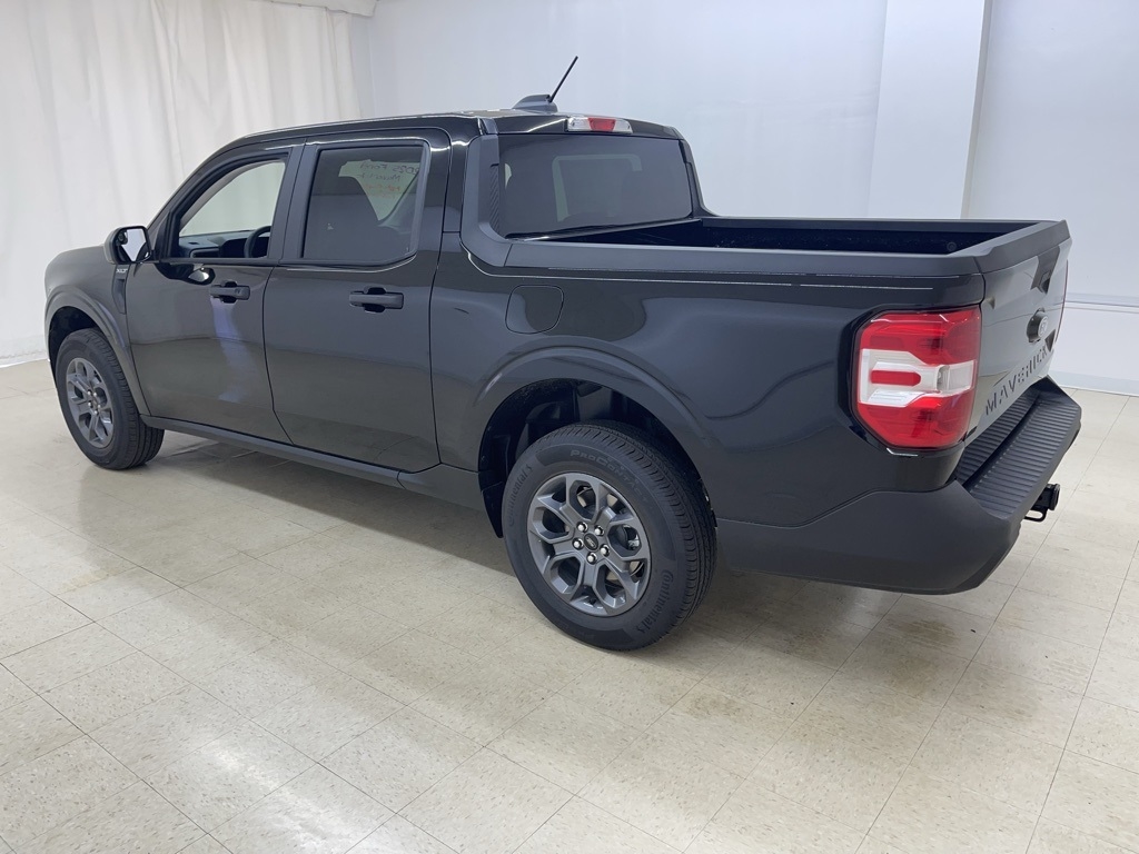 2025 Ford Maverick XLT photo 2