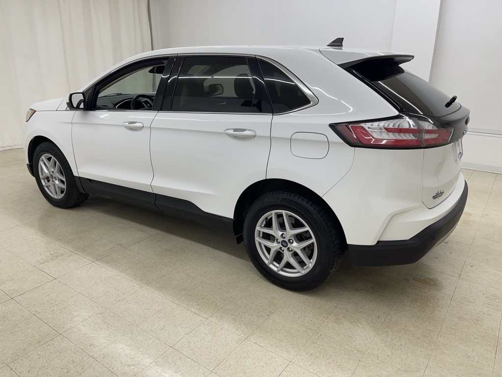 Ford Edge  2021