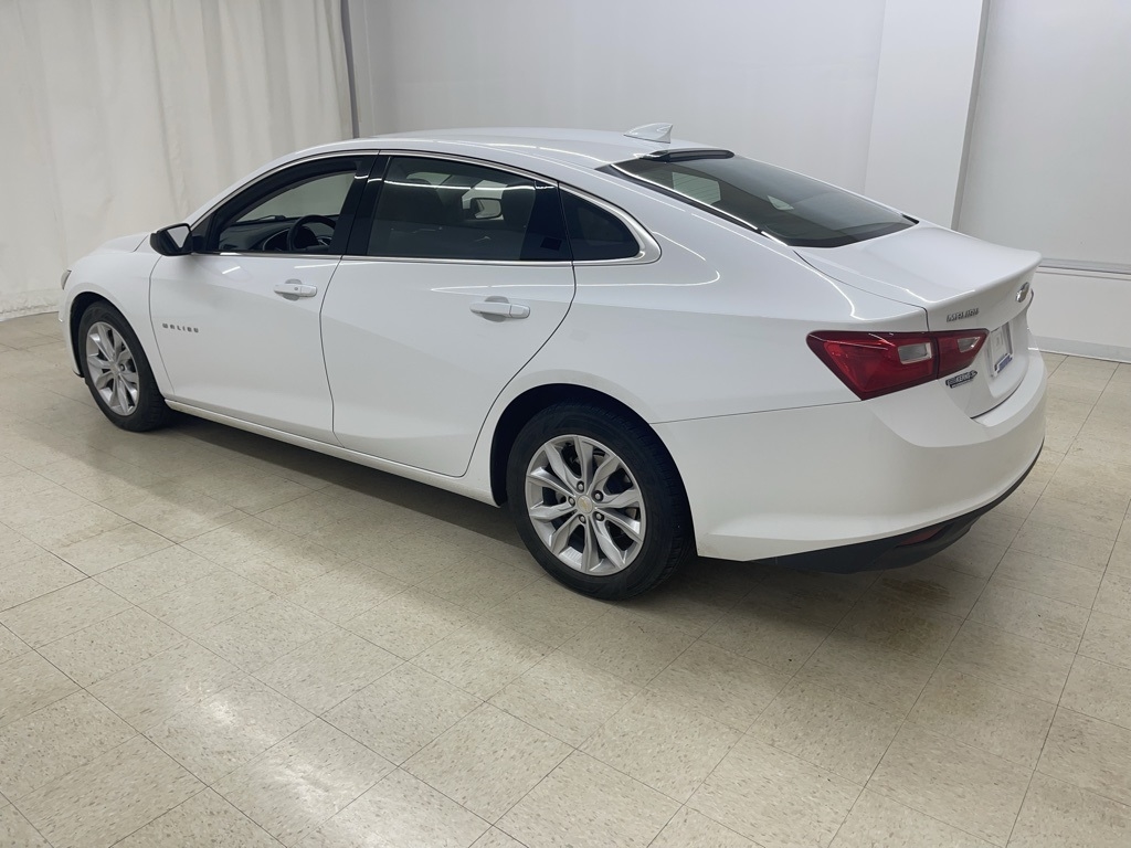 2023 Chevrolet Malibu 1LT photo 3