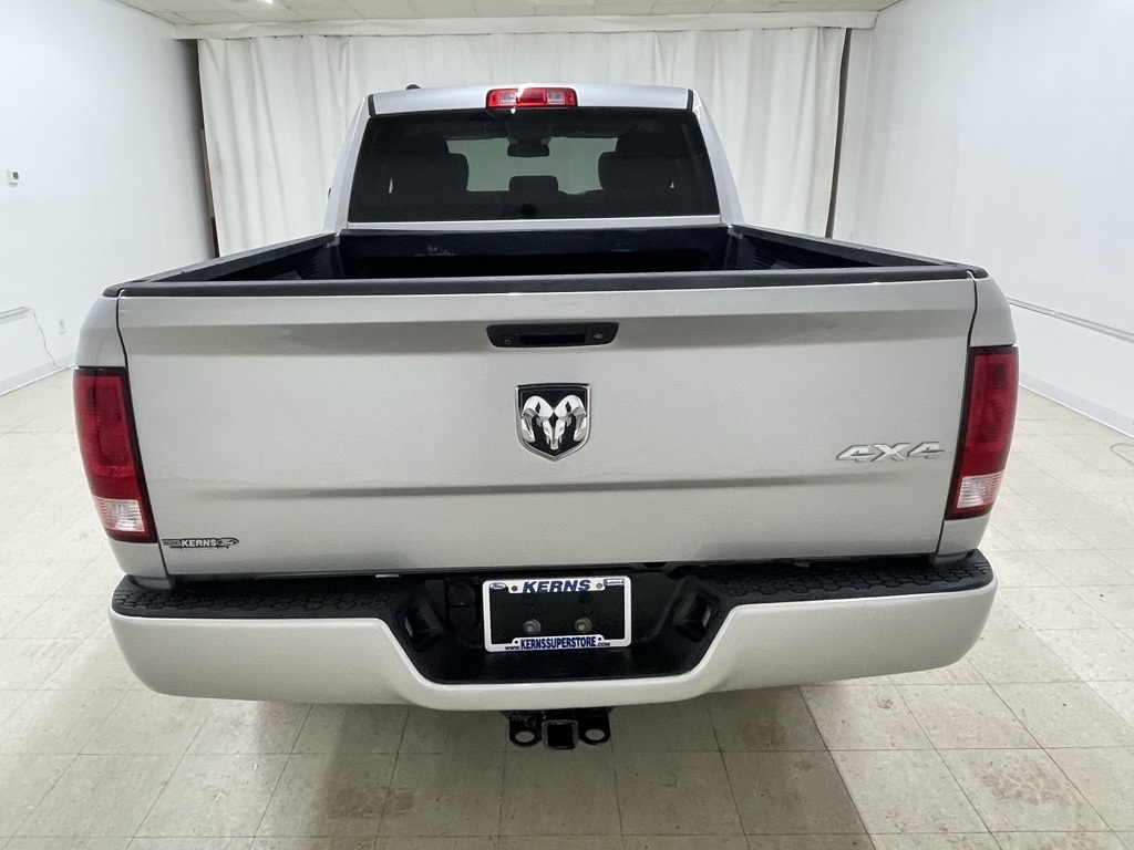 2019 Ram 1500 Classic Express photo 4