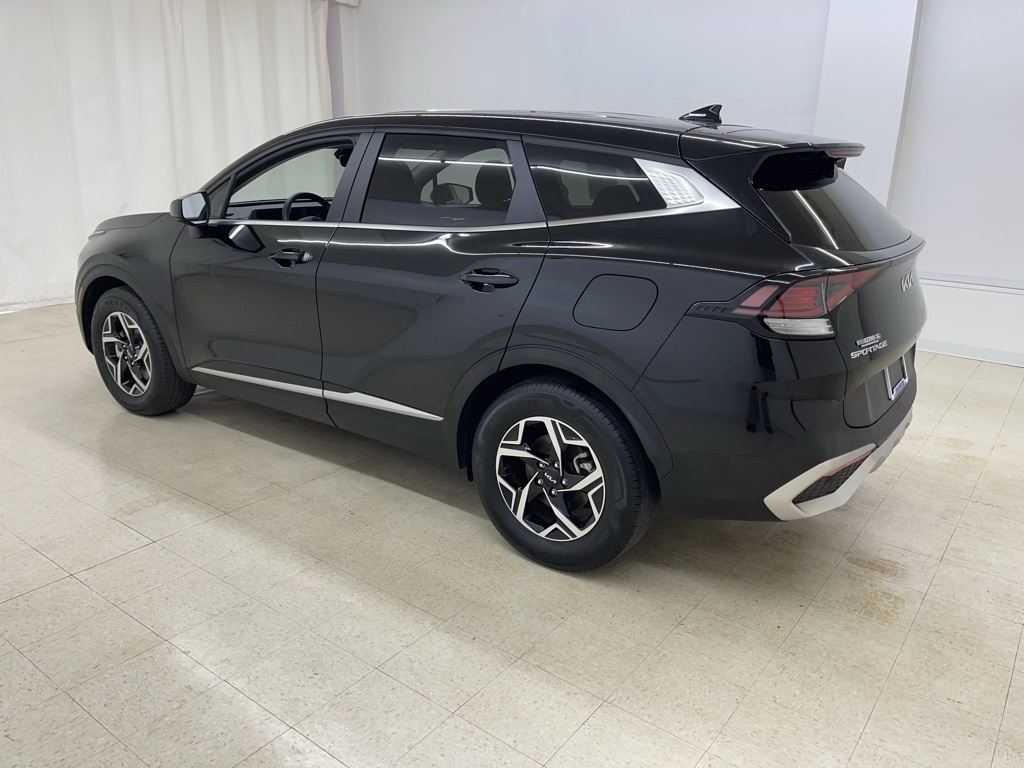 2023 Kia Sportage LX photo 3