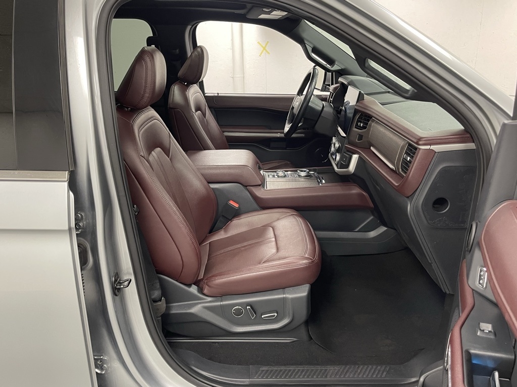 Ford Expedition  2023