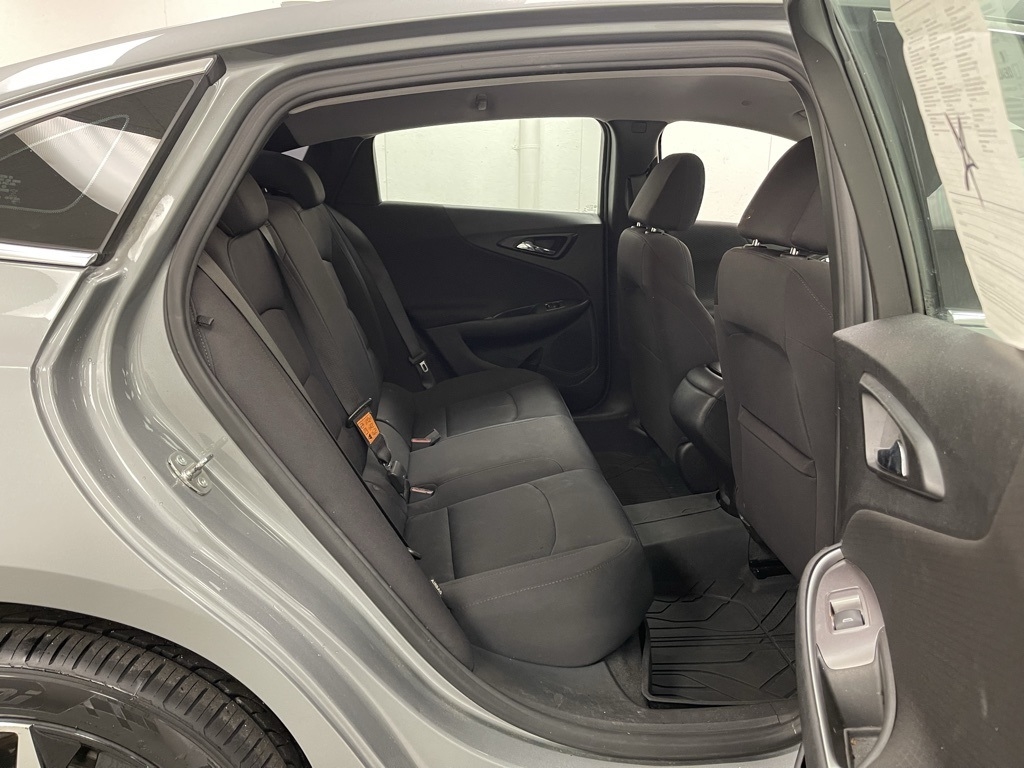 Chevrolet Malibu  2023