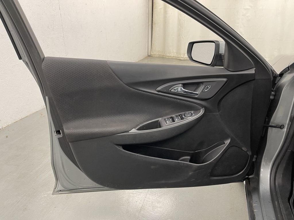 Chevrolet Malibu  2023