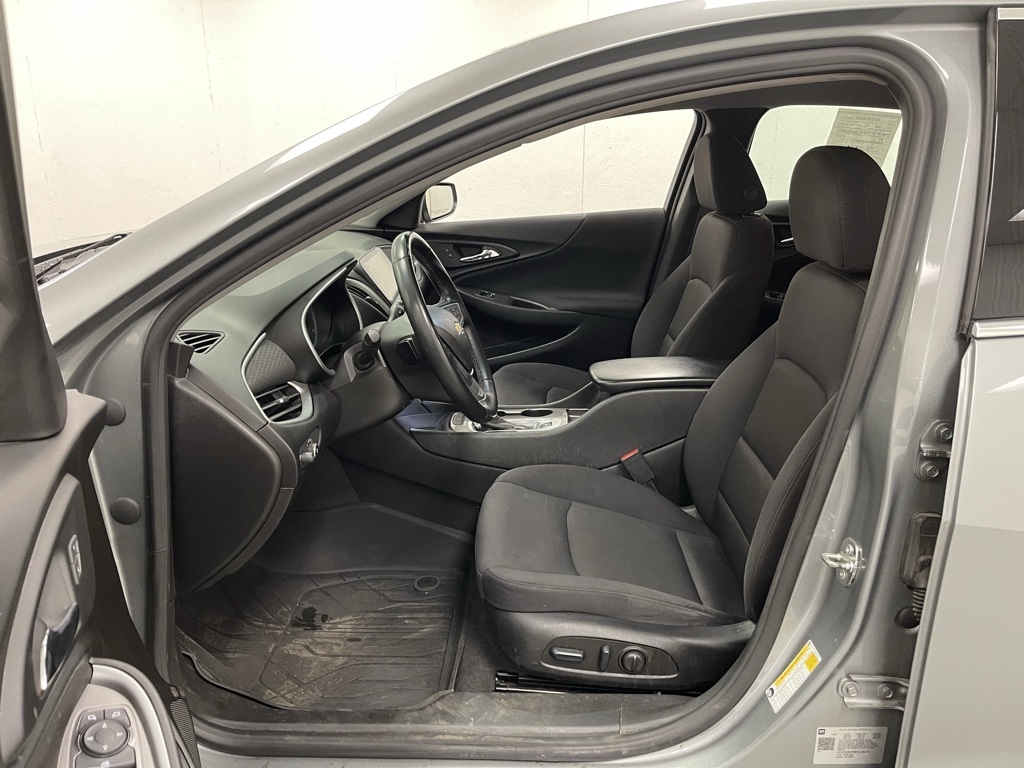 Chevrolet Malibu  2023