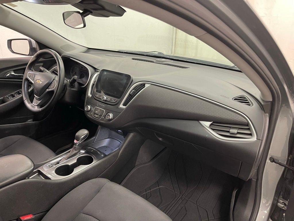 Chevrolet Malibu  2023