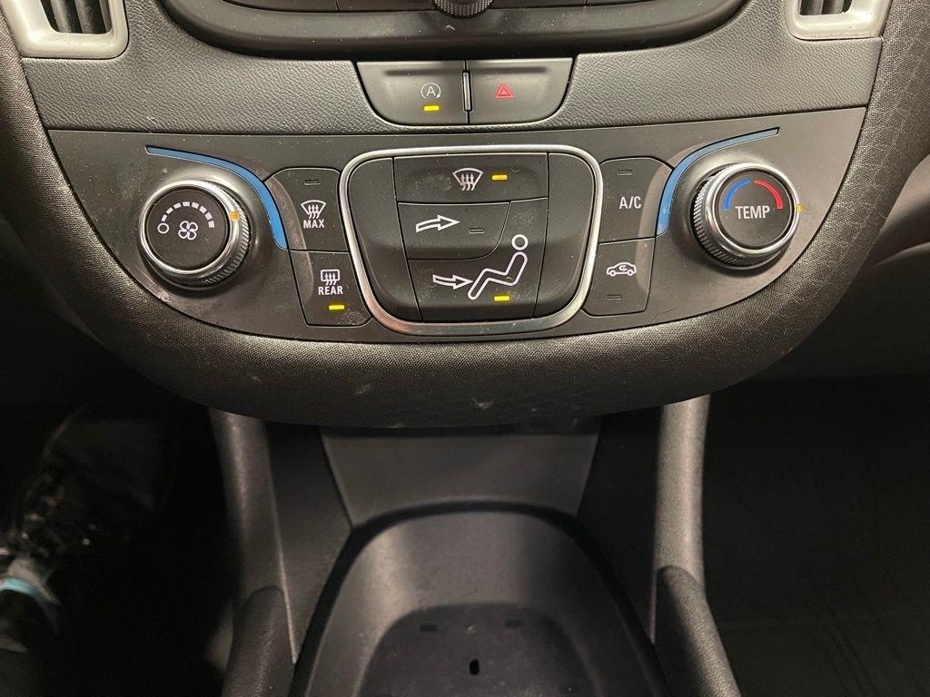 Chevrolet Malibu  2023