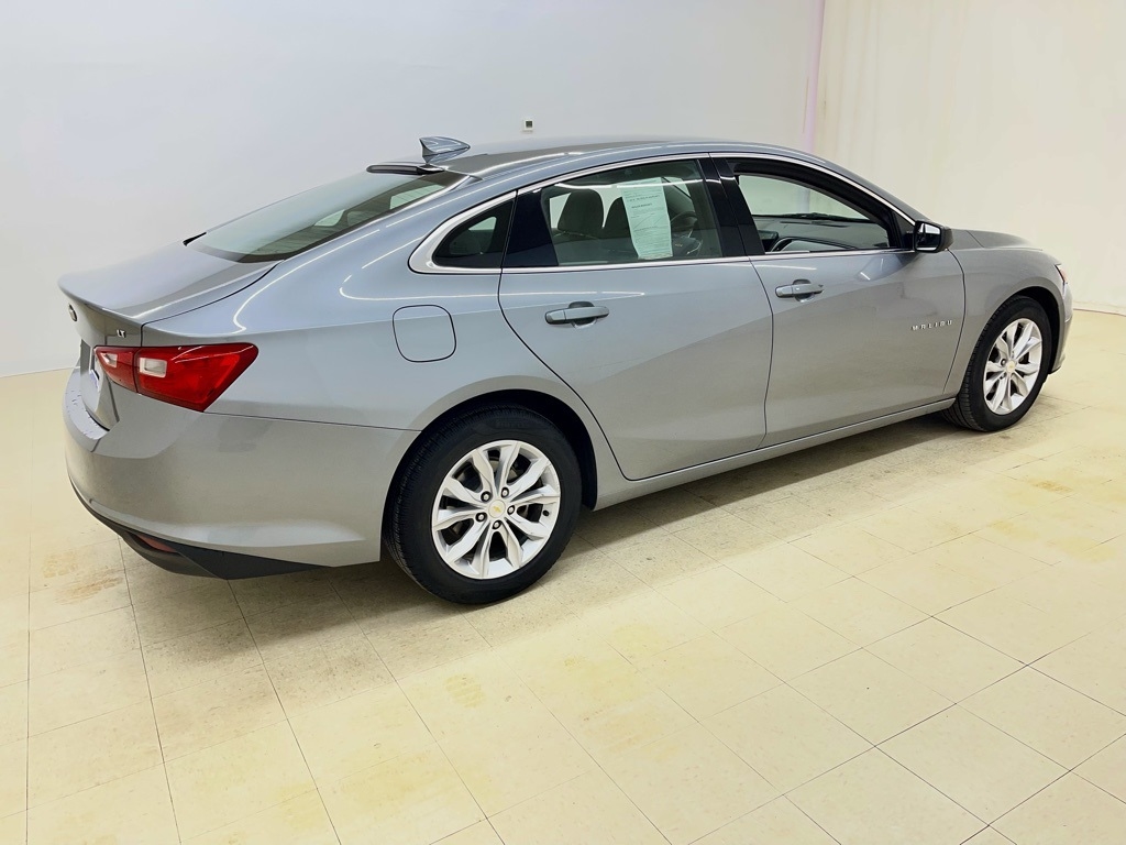 Chevrolet Malibu  2023