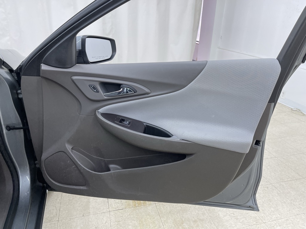 Chevrolet Malibu  2023