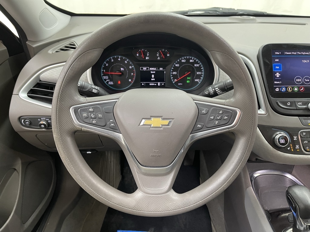 Chevrolet Malibu  2023