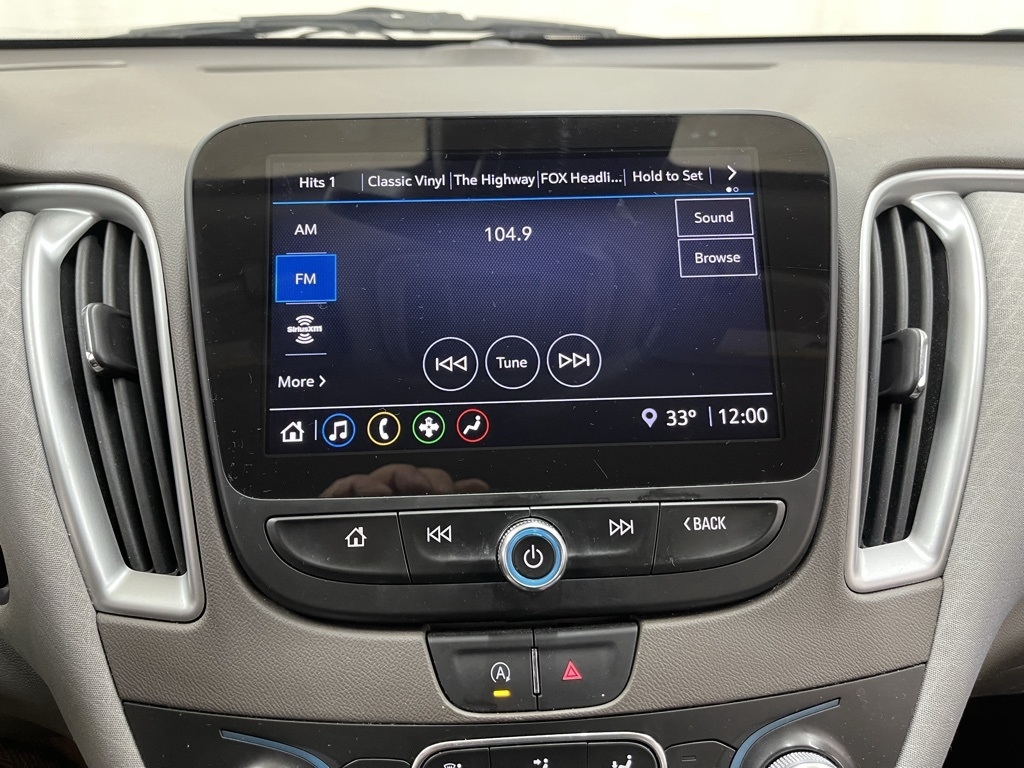 Chevrolet Malibu  2023