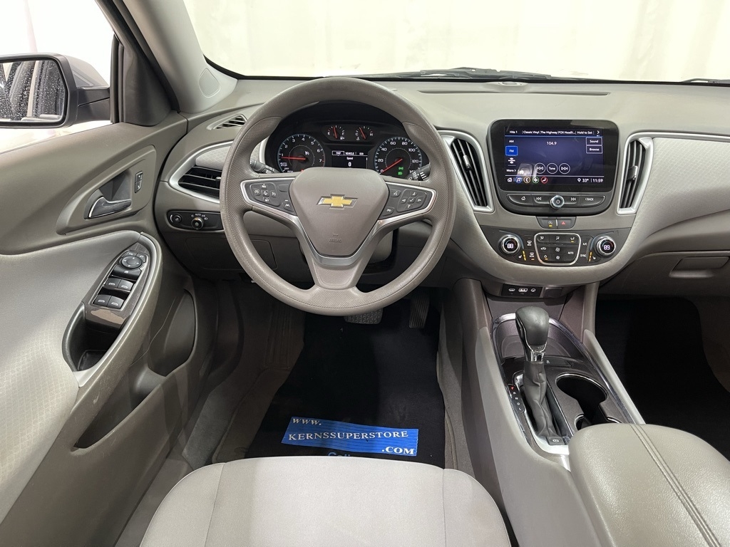 Chevrolet Malibu  2023