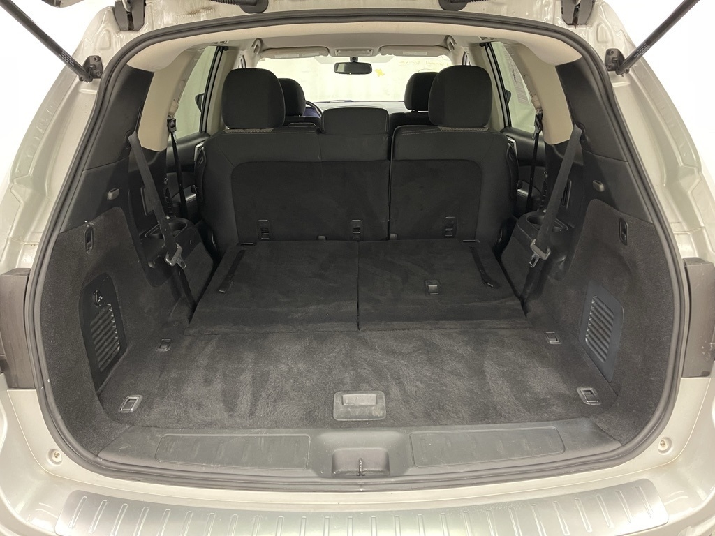 Nissan Pathfinder  2020