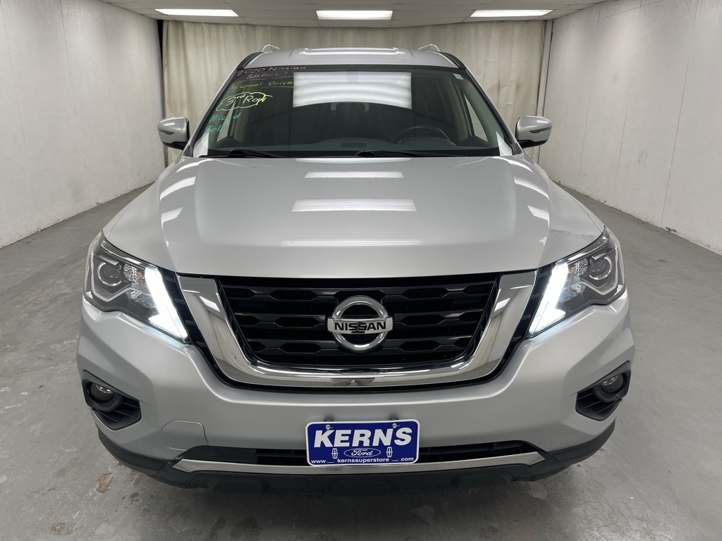 Nissan Pathfinder  2020