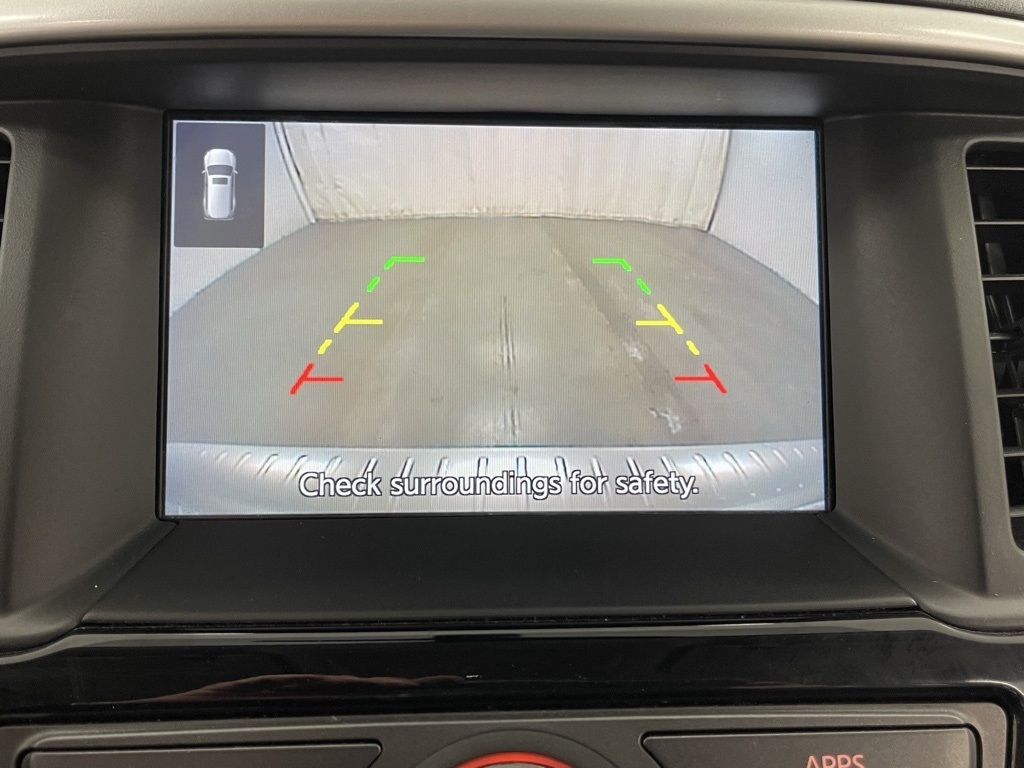 Nissan Pathfinder  2020