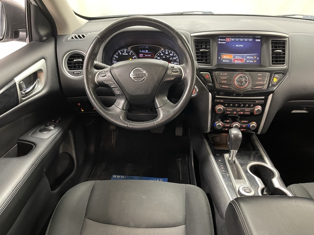 Nissan Pathfinder  2020