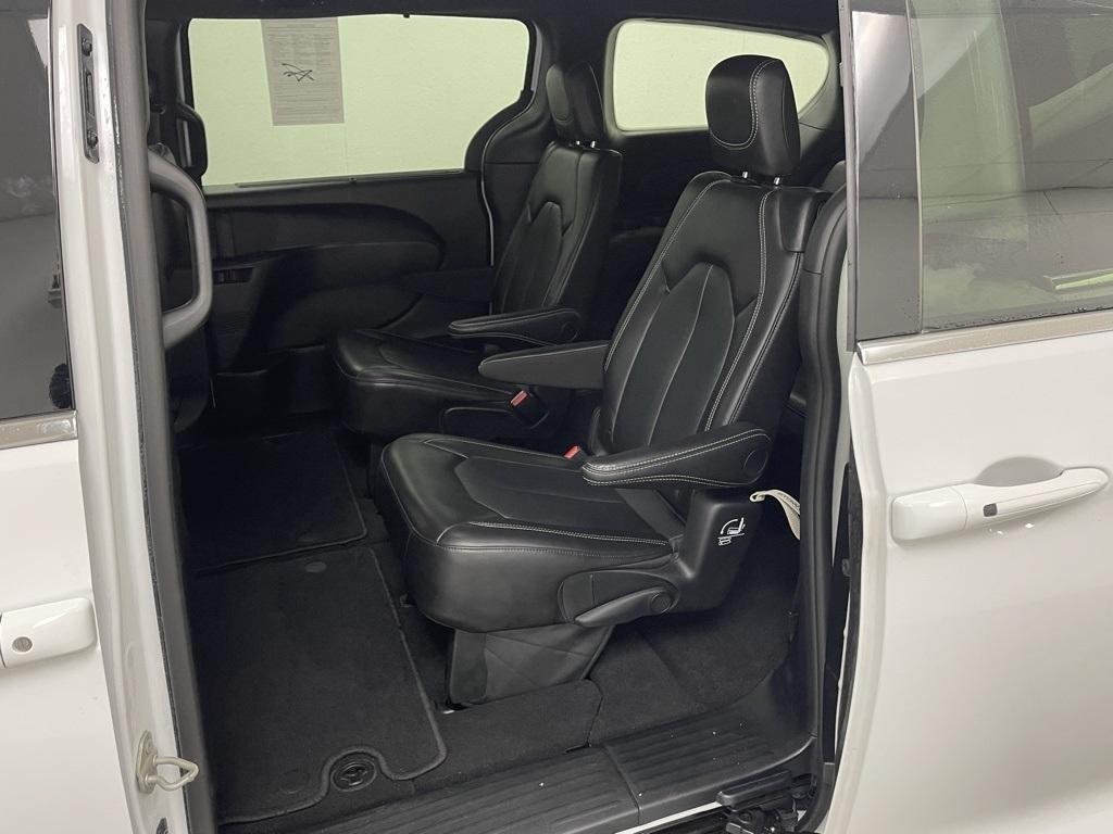 Chrysler Pacifica  2025