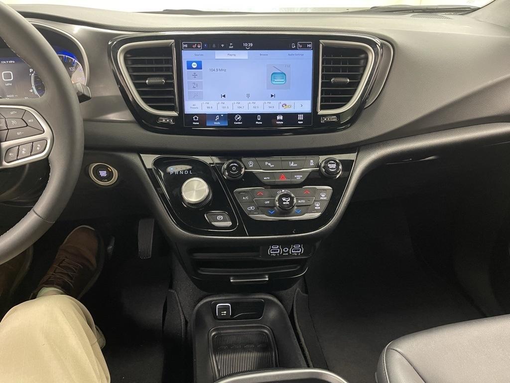 Chrysler Pacifica  2025